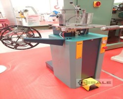 Maschine: BREVETTI MOTTA - VELOX Verbindungsmaschine für Holzrahmen