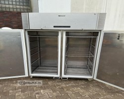 Maschine: GRAM PLUS-M 1400 CXG C 1G Kühlschränke