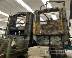 Maschine: POMINI HHR for VIC345 Hydraulischer Trichter