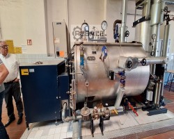 Maschine: LOOS U-HD 1250 kg/h x 13 bar Dampfkessel