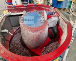 Maschine: WALTHER TROWAL CB 200 Gleitschleifmaschinen