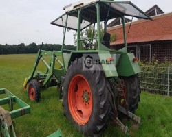 Maschine: FENDT F275GTS GT275 Geräteträger mit Frontlader