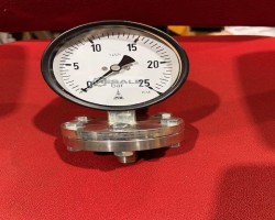 Maschine:   Manometer Plattenfedermanometer Ø100  0-25 bar
