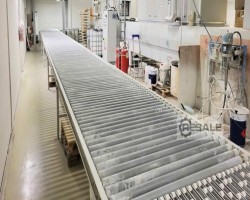 Maschine: GIARDINA Motorised roller table Spritzstrassen