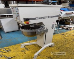 Maschine: REGO PM20 Planetenrührmaschinen