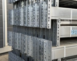 Maschine: DEXION P90 / K: 100x50 mm 2.700 mm Palettenregale