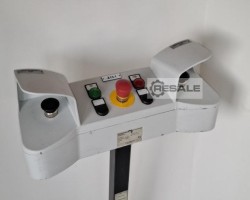Maschine: SIEMENS 3SU1853-3AA00-0AA1+ 3SU1950…, Zweihand Bedienkonsole + Stativ,