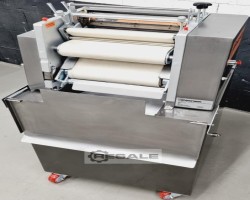 Maschine: UNIVERSUM HWM 30 Wickelmaschinen