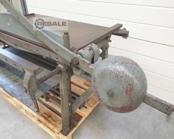 Maschine:   Schlagschere