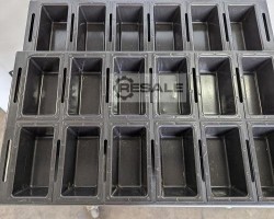 Maschine:   Backformen