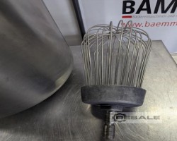 Maschine:   Kessel mit Schneebesen