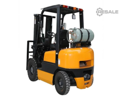 Maschine: NISSAN Gas 3T Gabelstapler