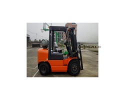 Maschine: NISSAN Gas 3.5T Gabelstapler