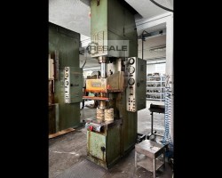 Maschine: CAVENAGHI RIDOLFI C-Frame Hydraulic Press Hydraulische Pressen