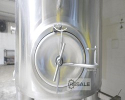 Maschine:  2.500 Liter Lebensmitteltanks