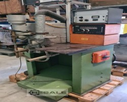 Maschine: PECO LA 40 Punktschweissmaschinen