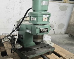 Maschine: BROTHER HI-SPIN BR 1-103 Drück-Nietmaschinen