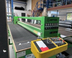 Maschine: BOTTERO 301C Schicht-Schneidetisch