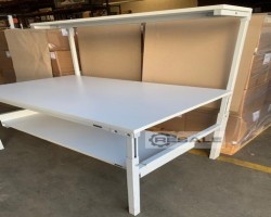 Maschine: TRESTON u diverse Arbeitstische