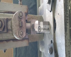 Maschine:   Fusshebelpresse