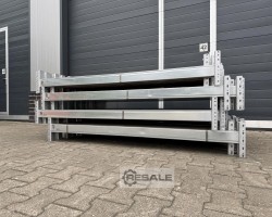 Maschine: DEXION P90,K: 80x50mm, 1.800 mm Palettenregale