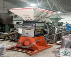 Maschine: MAGUIRE WSB-960T. Maschinen zum Dosieren und Laden von Materialien