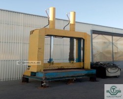 Maschine:   Hydraulische Schere (Guillotine)
