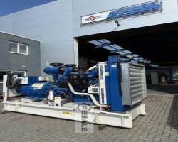Maschine: PERKINS P800 Generatoren
