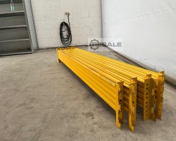 Maschine: UNIPAL lichte Weite: 1.800 mm Palettenregale