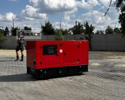 Maschine: PERKINS 30 kVA / 24 kW Dieselgeneratoren