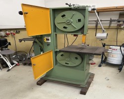 Maschine: BAUER V 400 Vertikalbandsägen