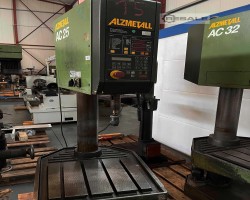 Maschine: ALZMETALL AC 25 AS Standbohrmaschinen