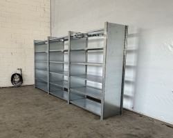 Maschine: META CLIP 2.475 x 435mm Fachbodenregale