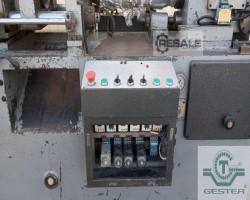 Maschine:   Kunststoff-Injektor