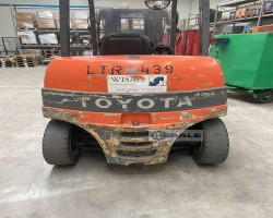 Maschine: TOYOTA 7FBMF45 