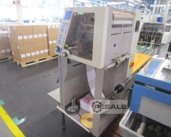 Maschine: VAN DEN BERGH 18S MICRO-FORMS LABELLER  (Klebt Etiketten auf Bogen)