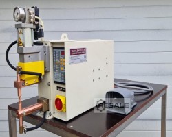 Maschine: TECNA 2102 Punktschweissmaschinen