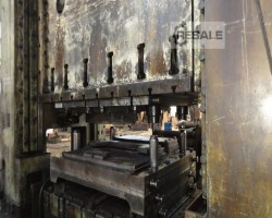 Maschine: TMP K3540 , eff 1000TN Doppelkurbel-Blechprägepressen