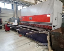 Maschine: EHT VR 13-31 Scheren für die Blechbearbeitung