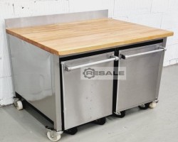 Maschine: KöHLER AT 1000 Arbeitstische