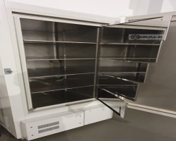 Maschine: D+E Thermo Scientific HeraFreeze HFU