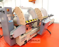Maschine: FOM INDUSTRIE BLITZ ALVA 450 Doppelgehrungssägen