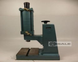 Maschine: MäDER DLP 1700 HV Direktwirkende Druckluftpresse Presse 17 kN