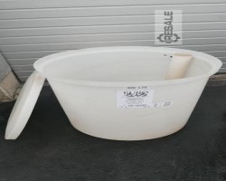 Maschine:  300 Liter GFK Lagertank von Entkalkungsanlage