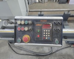 Maschine: ELUMATEC DG 104 Doppelgehrungssägen