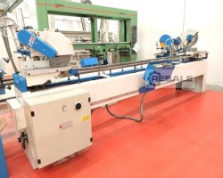 Maschine: OMGA TR 2B NC Doppelgehrungssägen