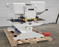 Maschine: MUBEA KL 560 Lochstanzen