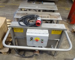 Maschine: DME KEG WASHER AND FILLER Abfüll- und Reinigungsanlagen Fass