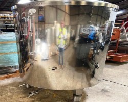 Maschine: ABUK 800L FERMENTING VESSEL Biertanks