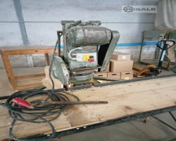 Maschine: BOTTENE  Trennsägen
